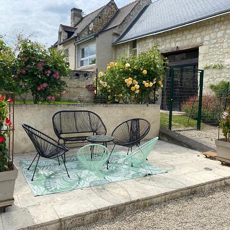 Studio Indre Climatise, La Halte De Cuze, Aux Abords De La Loire A Velo Huismes Eksteriør bilde